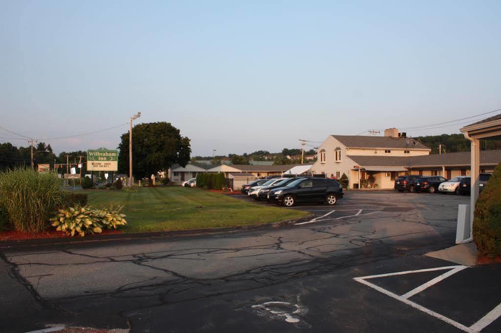 Wilbraham Inn Ludlow Экстерьер фото