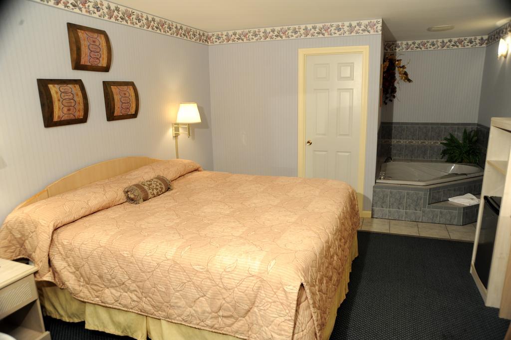 Wilbraham Inn Ludlow Экстерьер фото