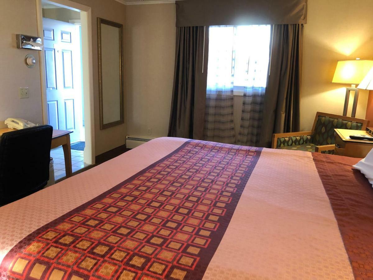Wilbraham Inn Ludlow Экстерьер фото